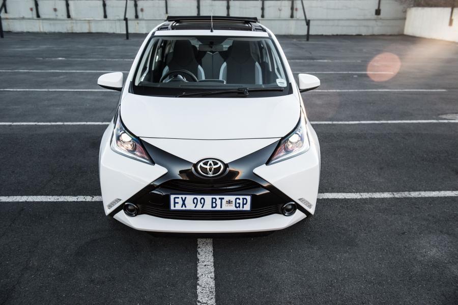  Toyota Aygo x-cite 5-Door 2017 года  (ZA) (фото 19 из 20)